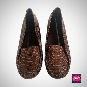 Snake Skin Comfort Brown Loafer - Size 9 - NEW Never Worn